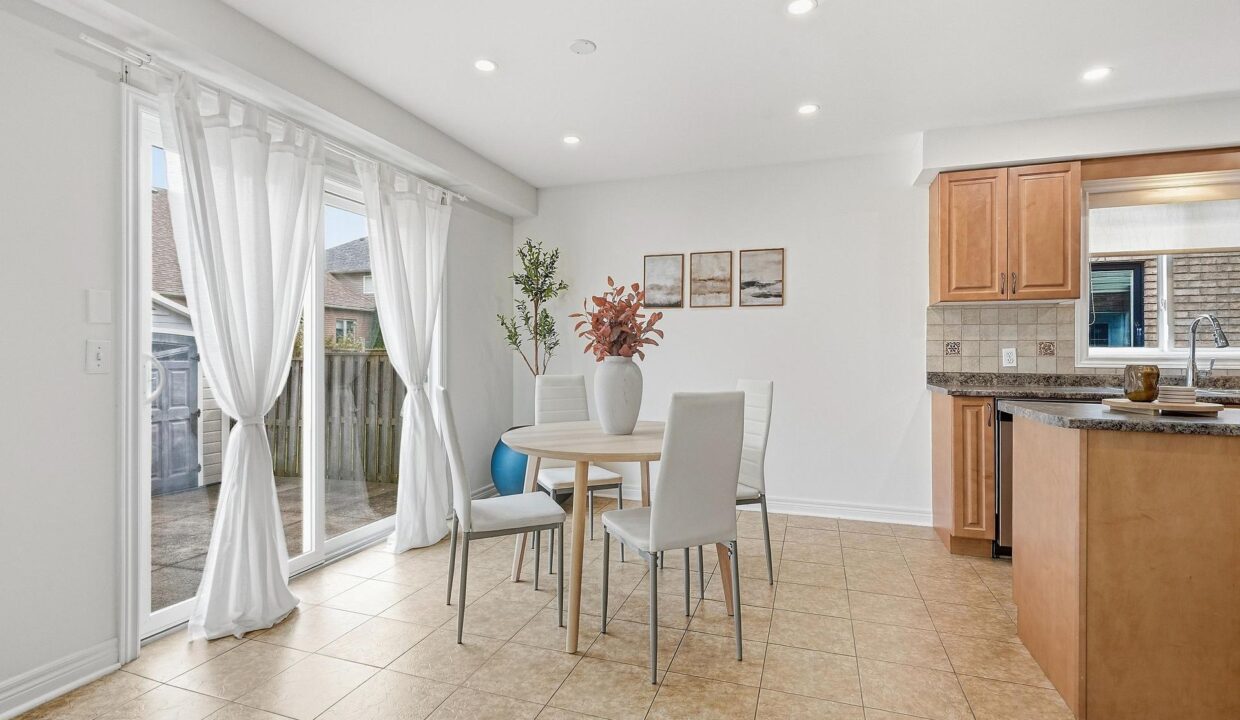 7adc3b26-ed3c-43a3-b8dc-f7abd2fd4e91-l.jpeg
