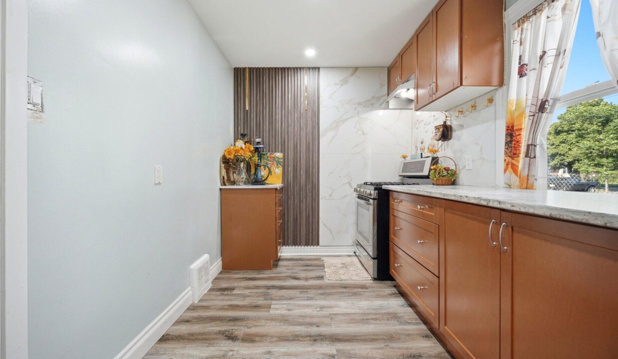 7b1f1571-e17c-4fad-8090-11b52b01ea73-l.jpeg