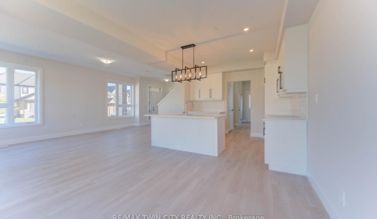 7b8708ad-fe78-4e73-af36-fe14fe6de185-l.jpeg