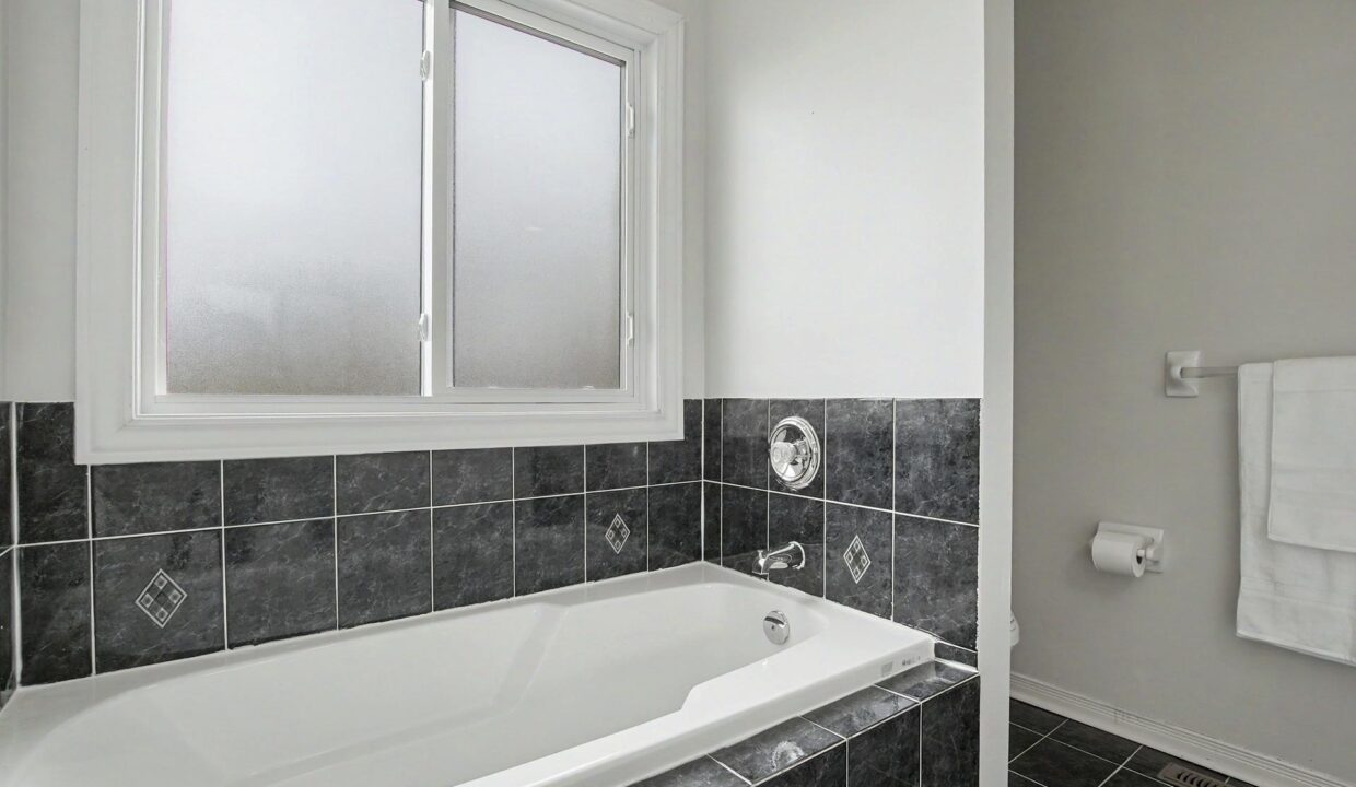 7e7480ad-d84c-4fe6-b016-0ab907afdda6-l.jpeg