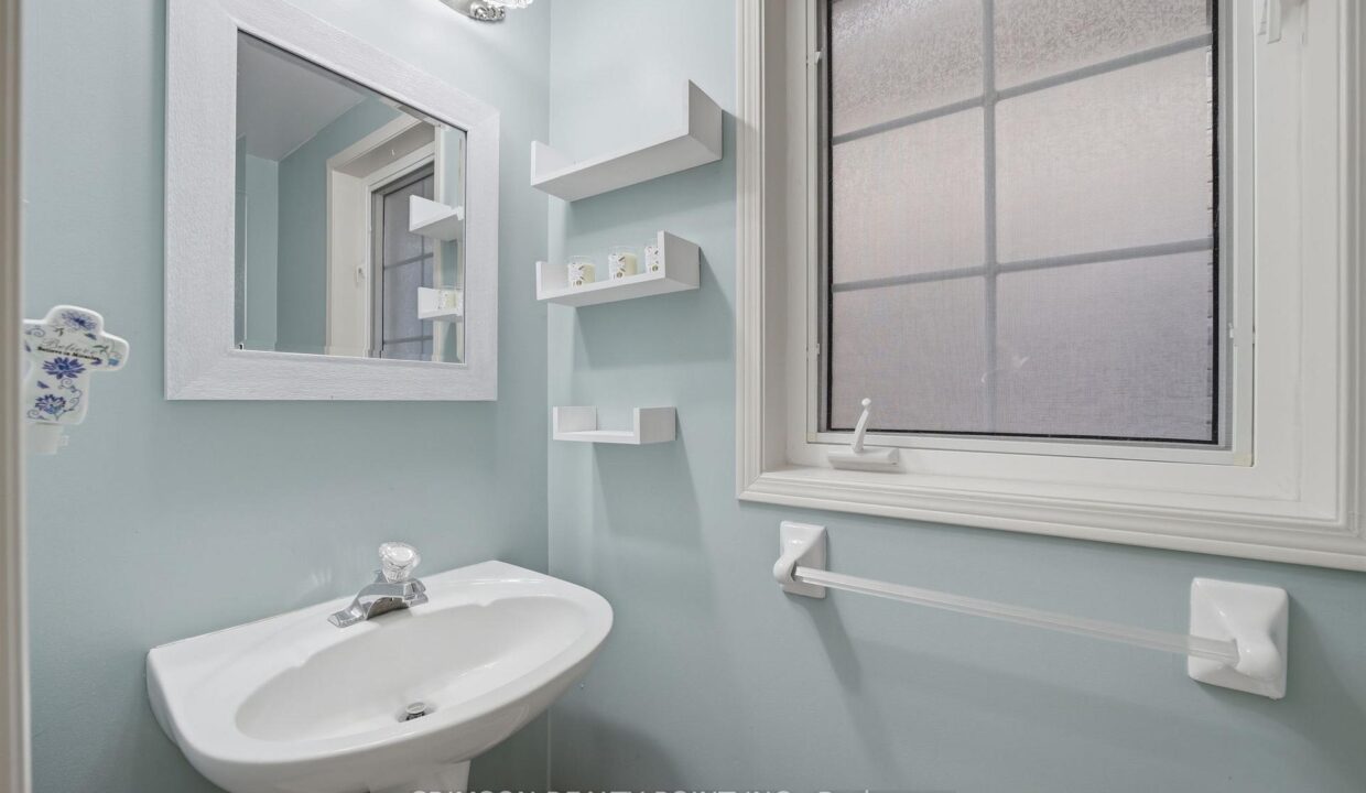 7ec776d2-2366-42ec-9fac-d58737341153-l.jpeg