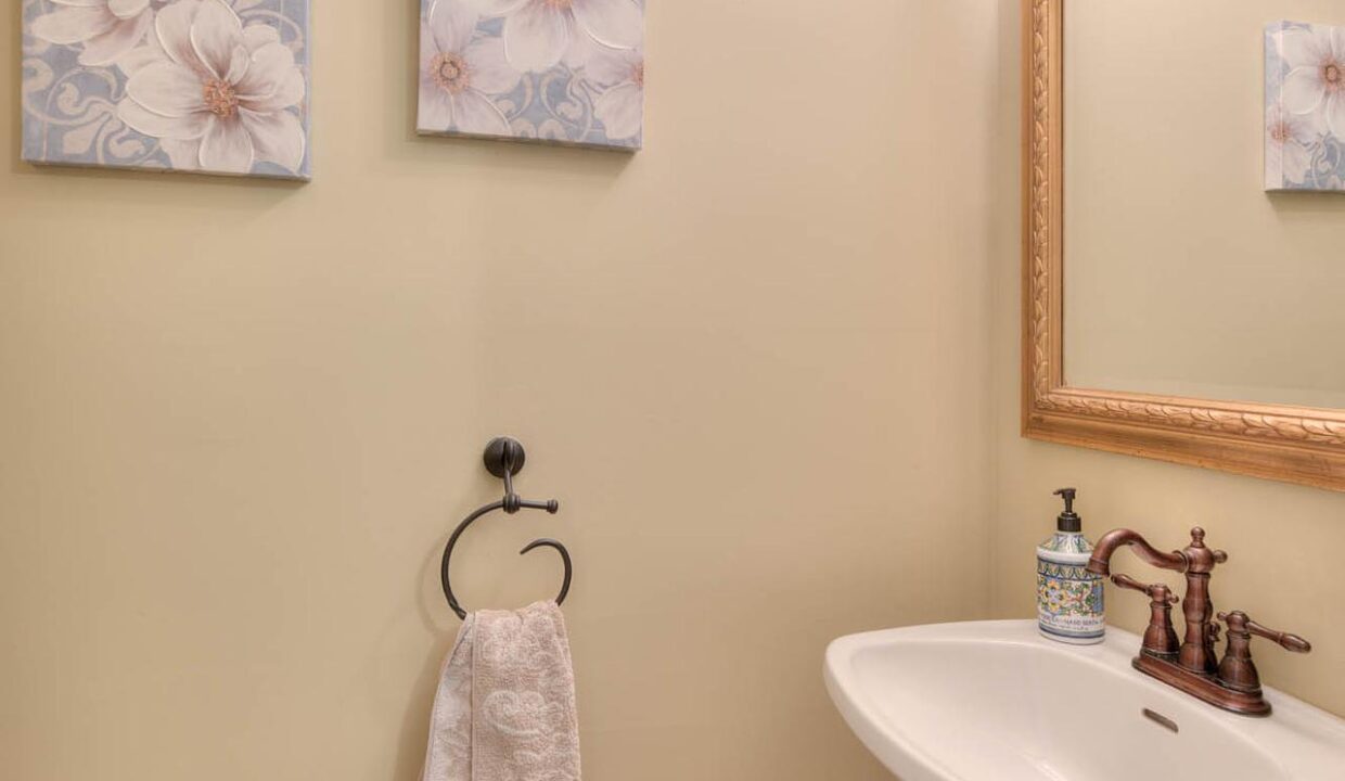 8157b98b-ae66-457c-bfb3-377bd16270ec-l.jpeg