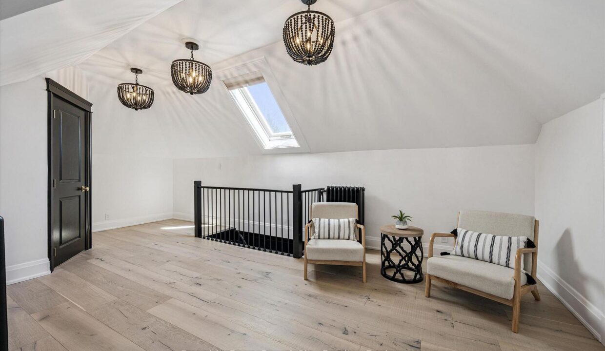 82412996-848d-4111-9c8a-60bc7fae8c75-l.jpeg