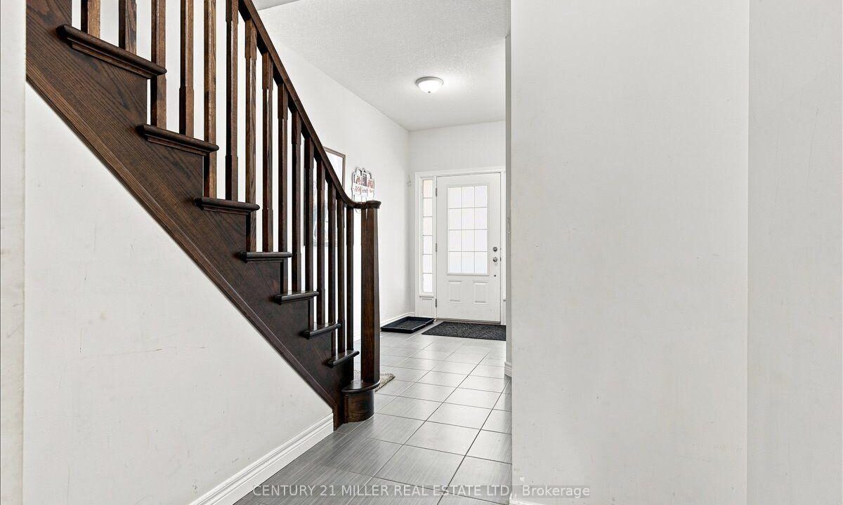 86a96c57-9b0f-4f0f-b970-e6bcb119f3d5-l.jpeg