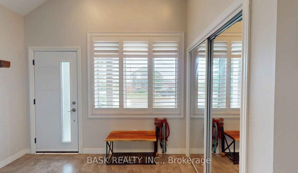 8d479adb-b7bf-4aae-9b9b-3c8eb888d0a8-l.jpeg