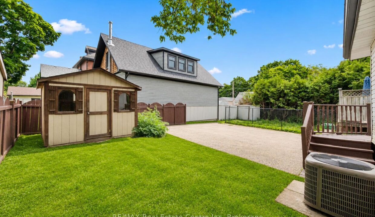 8dc2ad69-9153-4b93-851e-19e67bba4f5f-l.jpeg