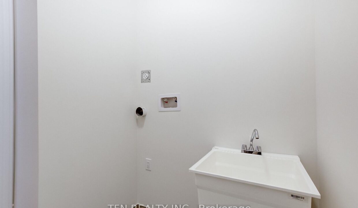 92fd3682-7b88-460d-bf3f-15033d430800-l.jpeg