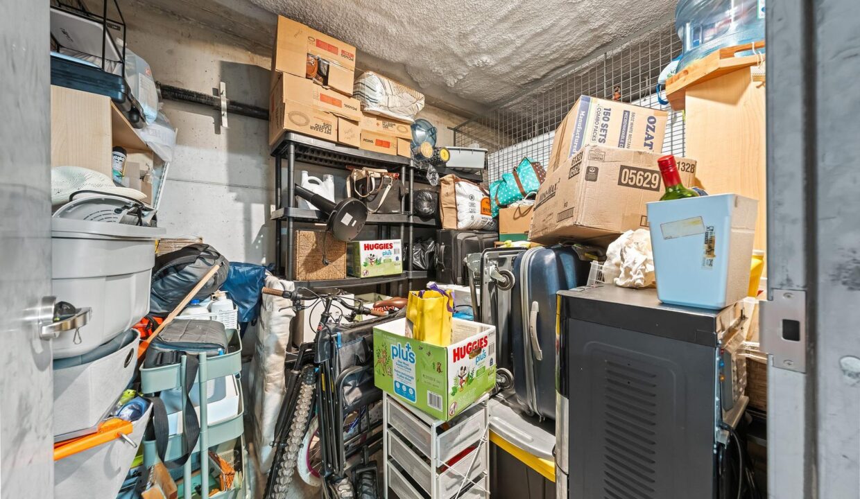 933f16e0-01dc-430e-9f12-ce76b5d743f5-l.jpeg