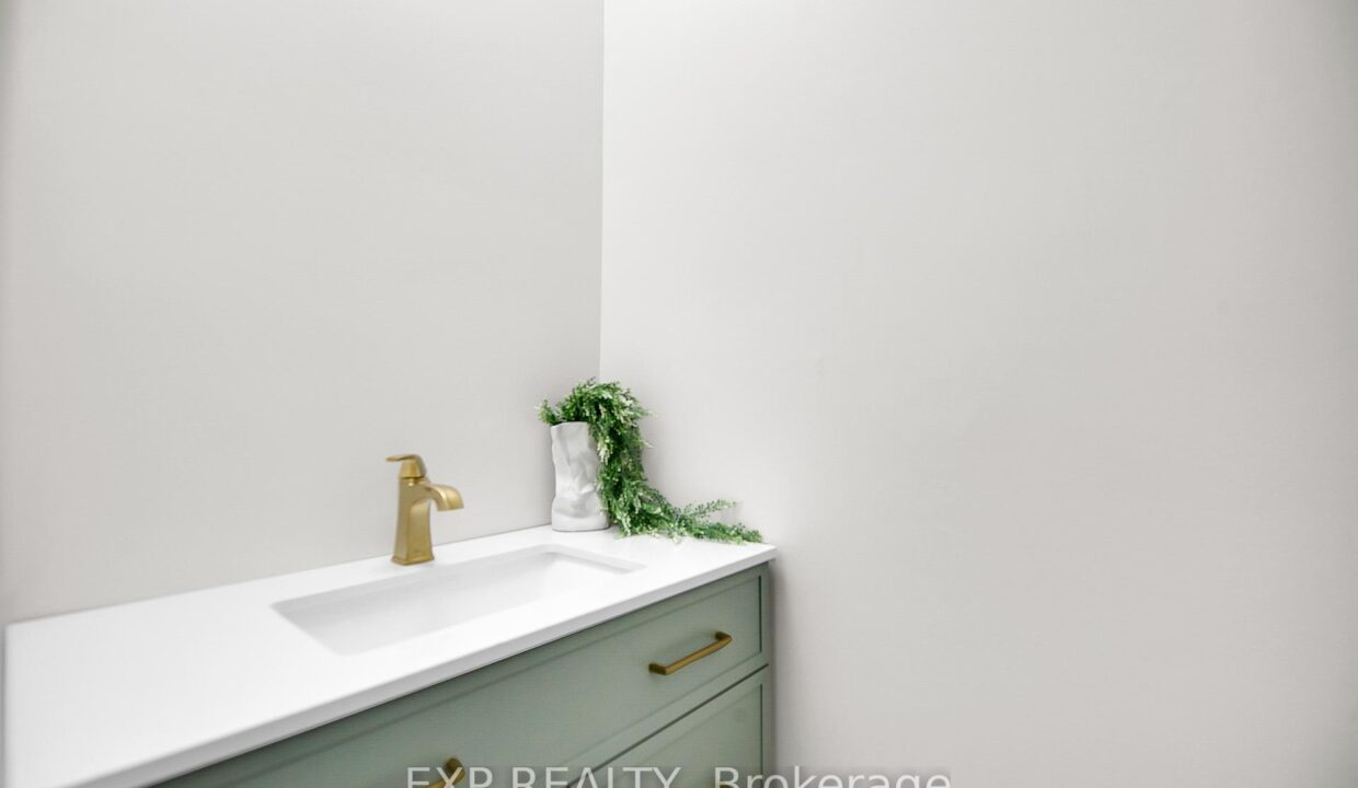 9470bcdf-6567-4e58-a6d6-9edb9363d7b2-l.jpeg