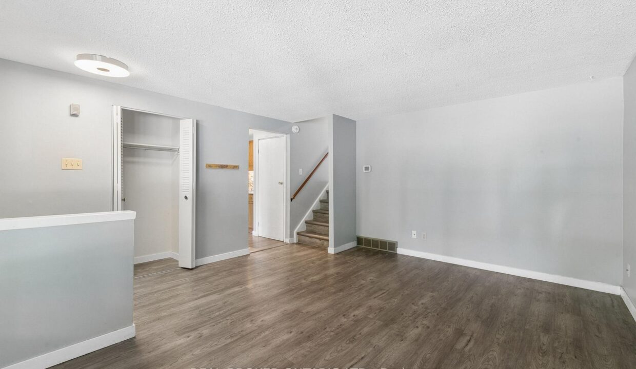 977d7261-40bd-4083-b3cf-654a0ce9b8d6-l.jpeg