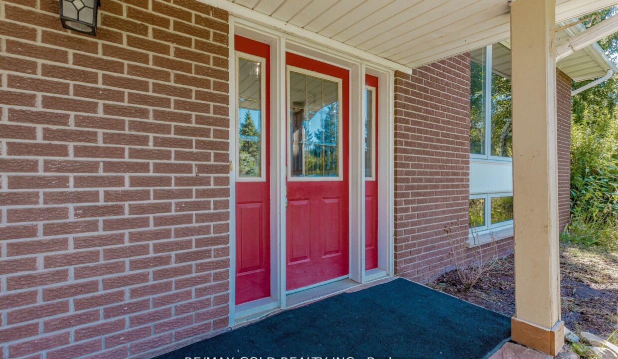 9a7ea533-bd0c-416d-a5fc-9988f6f304a5-l.jpeg