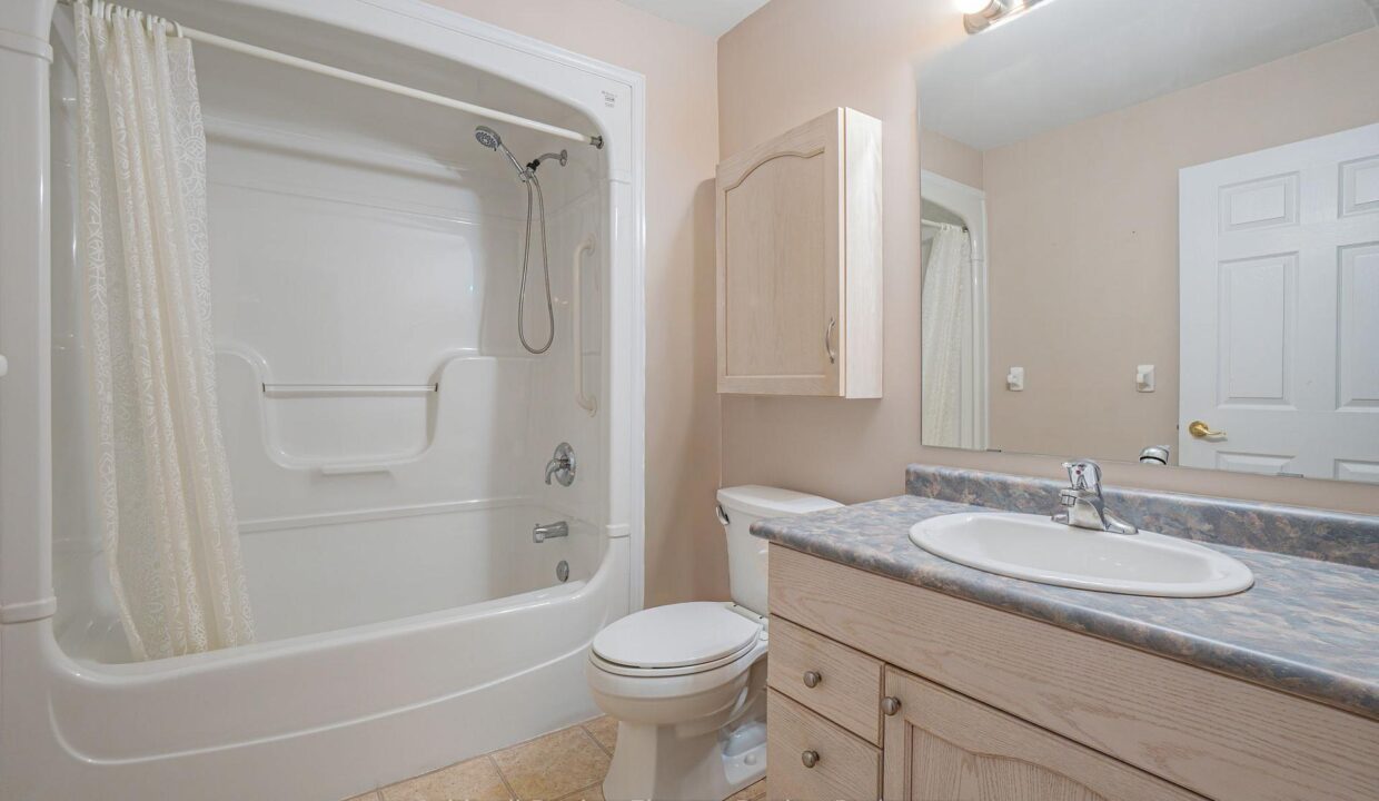 9ba811f2-8298-43ad-b279-85684b33cbd1-l.jpeg