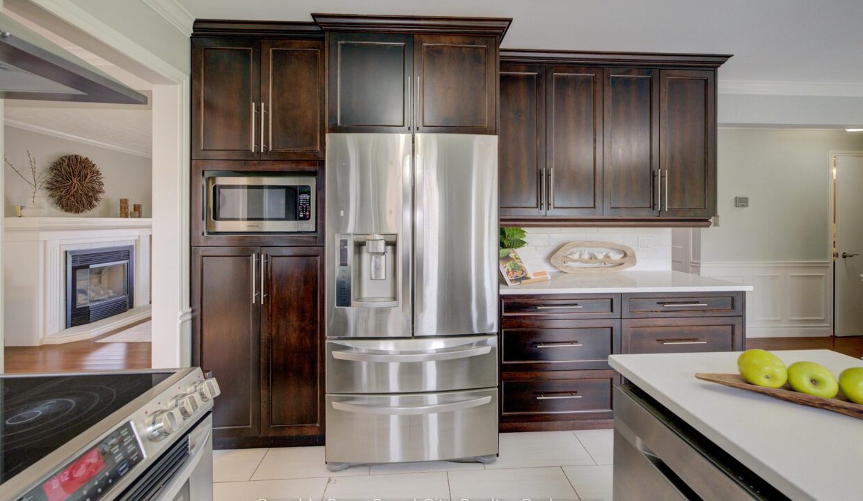 9e95fc05-ad43-45df-a5d8-bf3727c731bc-l.jpeg