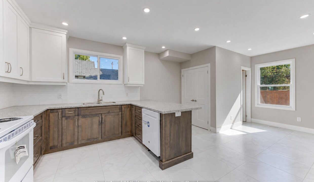 a3deffd4-5914-49b4-b0de-05edbacee2af-l.jpeg
