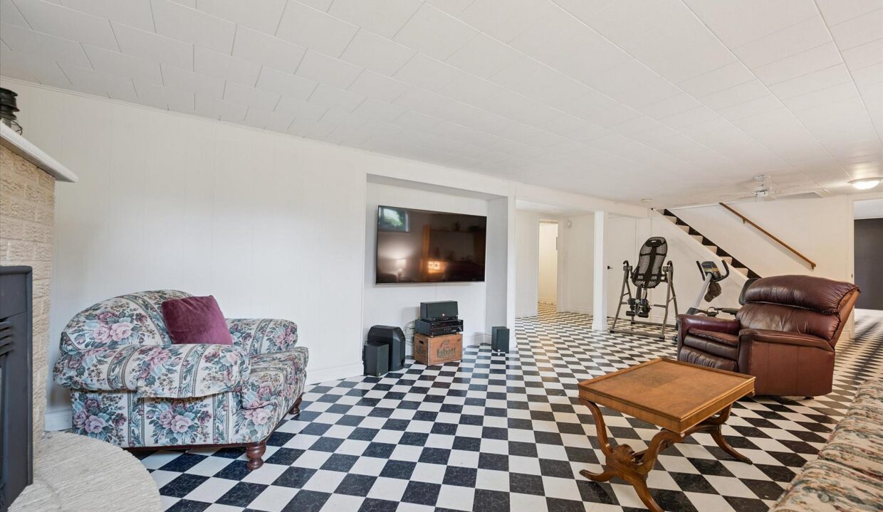 a760fb32-a7aa-4b1b-b0a7-f40145107654-l.jpeg