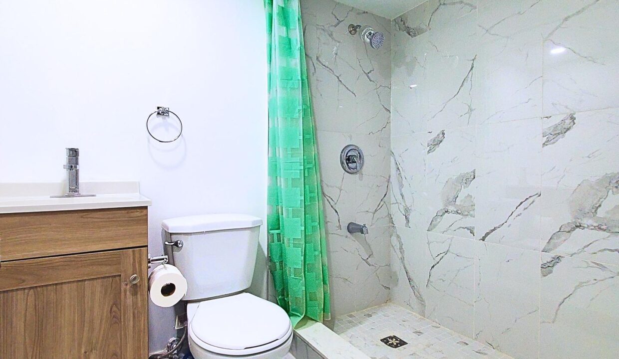 aa626127-2ad5-4e74-bffb-cf9517049514-l.jpeg