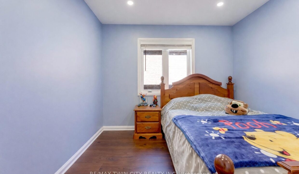ab0d2981-ad1b-4926-8a6d-ba794f65020e-l.jpeg