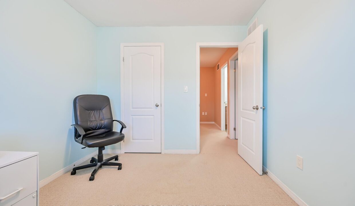 b27625e8-0099-4ccc-b2e6-f0ef7126b6a0-l.jpeg