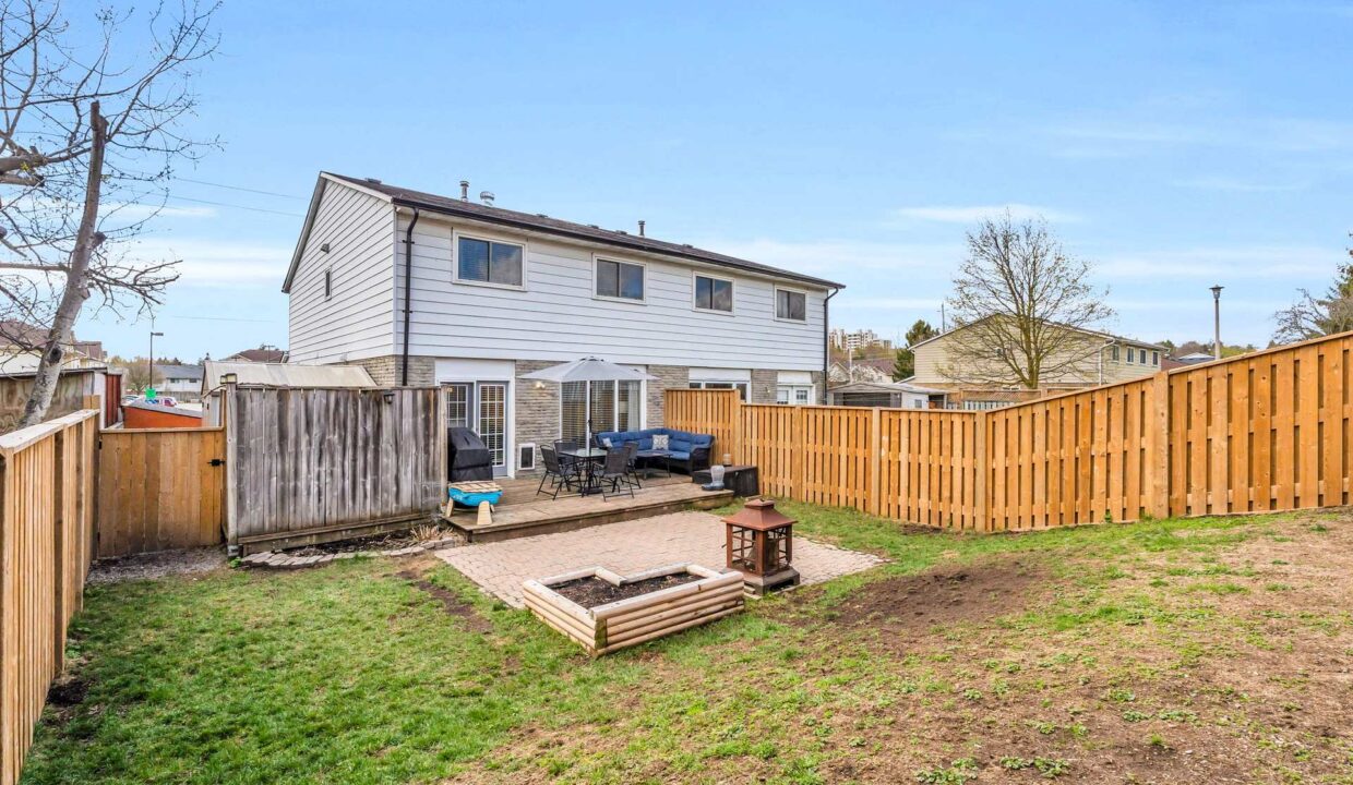 b36010d8-2c16-46be-be5d-b6e5c0d13a43-l.jpeg