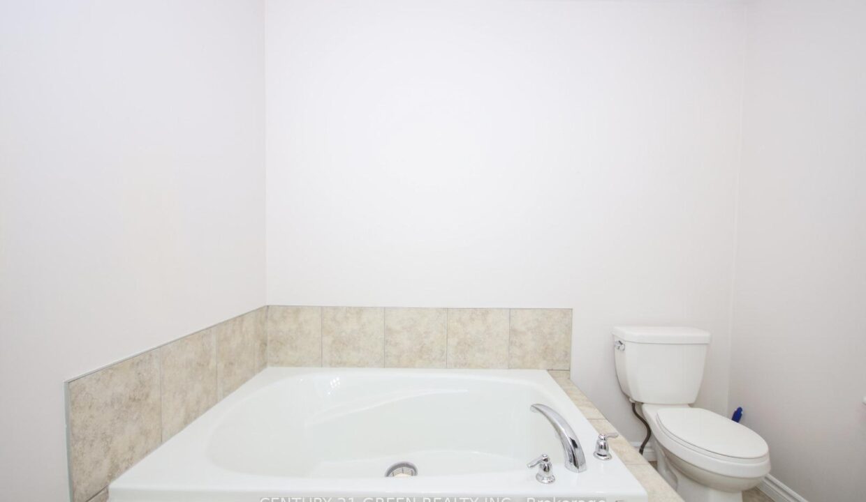 b470c4d7-a998-4504-a9c3-4be724209898-l.jpeg