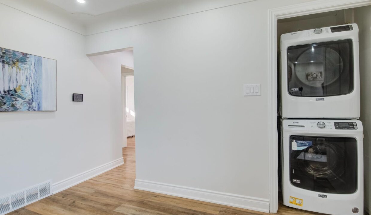 b6cf5631-affb-4795-b8ea-50550be29a2e-l.jpeg