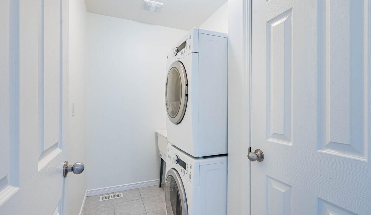 b6ddf5bd-1309-47f7-ac75-74a13e578953-l.jpeg