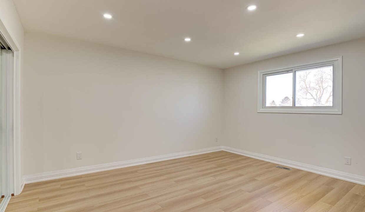 b8d3c6d8-f6cc-40ab-90c7-d537ad944620-l.jpeg