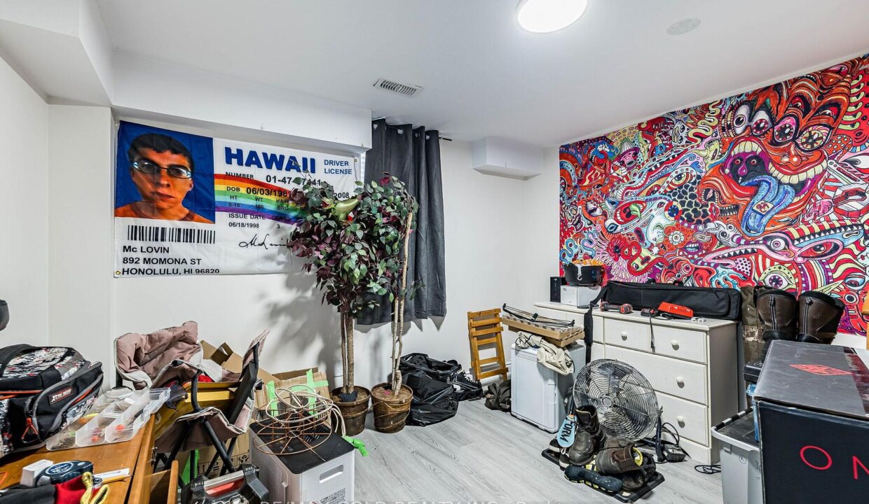 ba159229-931c-4f06-9f52-847b1e10c2cc-l.jpeg