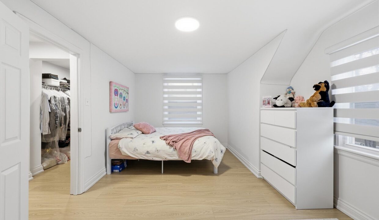 bed91b10-a14a-4e41-85a4-fe3f31c09ab2-l.jpeg