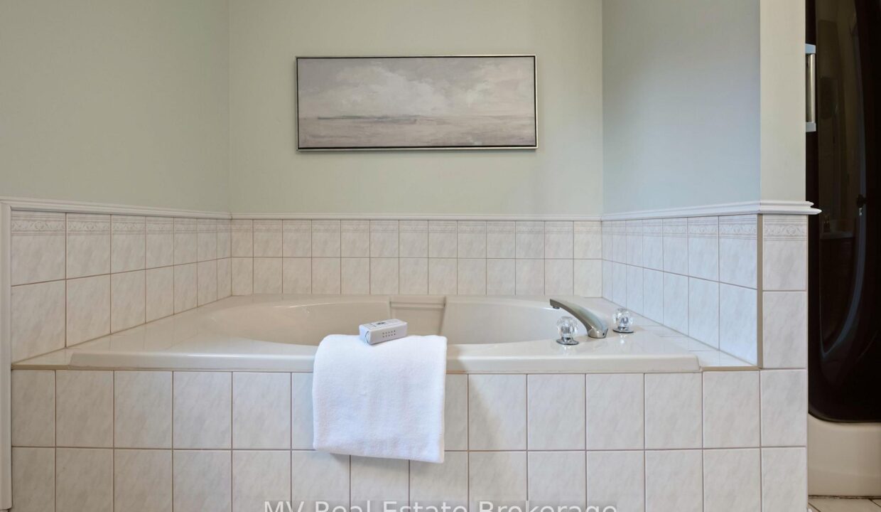 c7e3b508-9d13-48f3-8508-5abe8e2bed06-l.jpeg