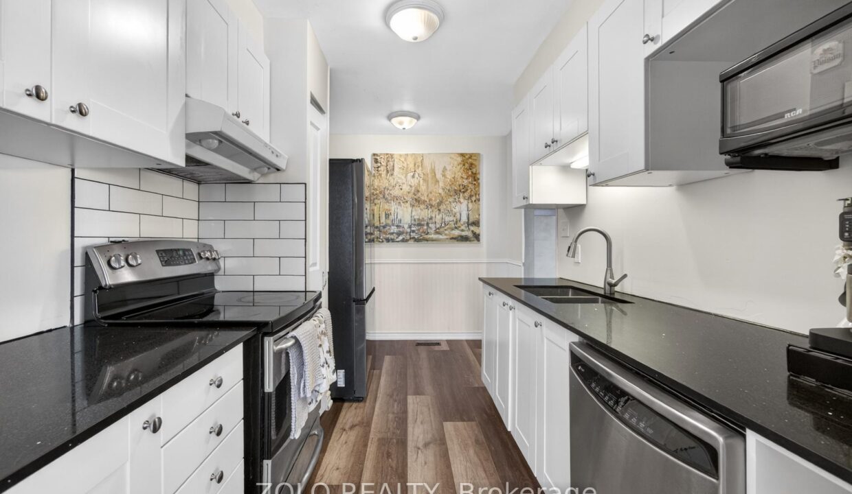 ca590081-3f56-4c61-b2a0-6f513d86d0f9-l.jpeg