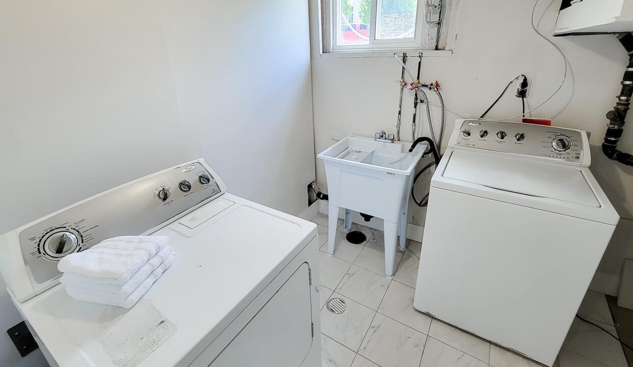 cbce6aae-be5a-4bbd-80bf-477d1fa39c52-l.jpeg