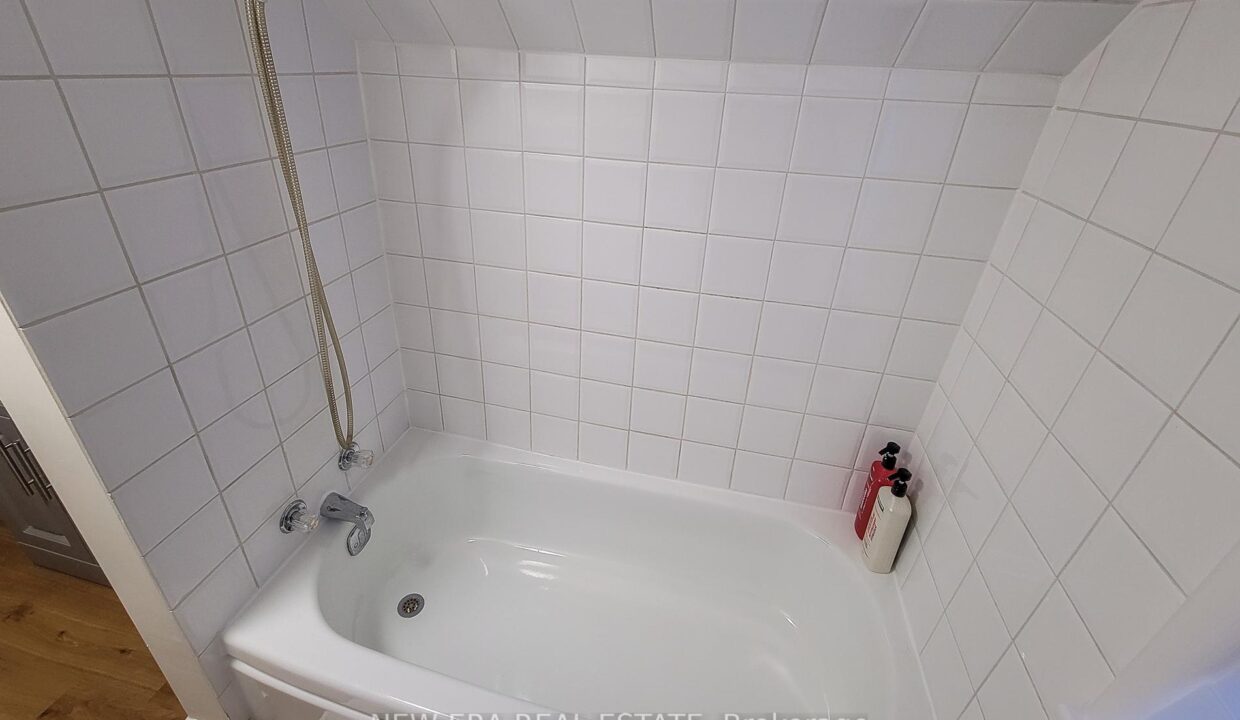 cf1fe930-1679-4011-b666-e3797ca1f35a-l.jpeg