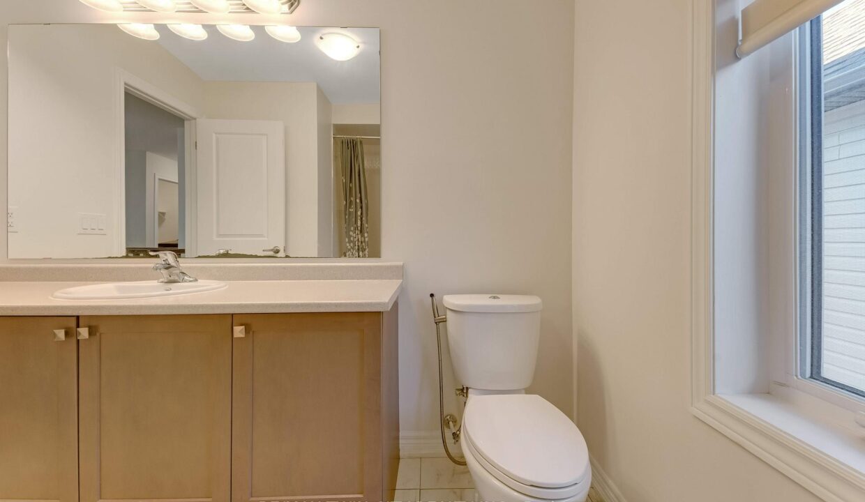 d4e74724-f759-4c05-ab97-cb06b8a3ad24-l.jpeg
