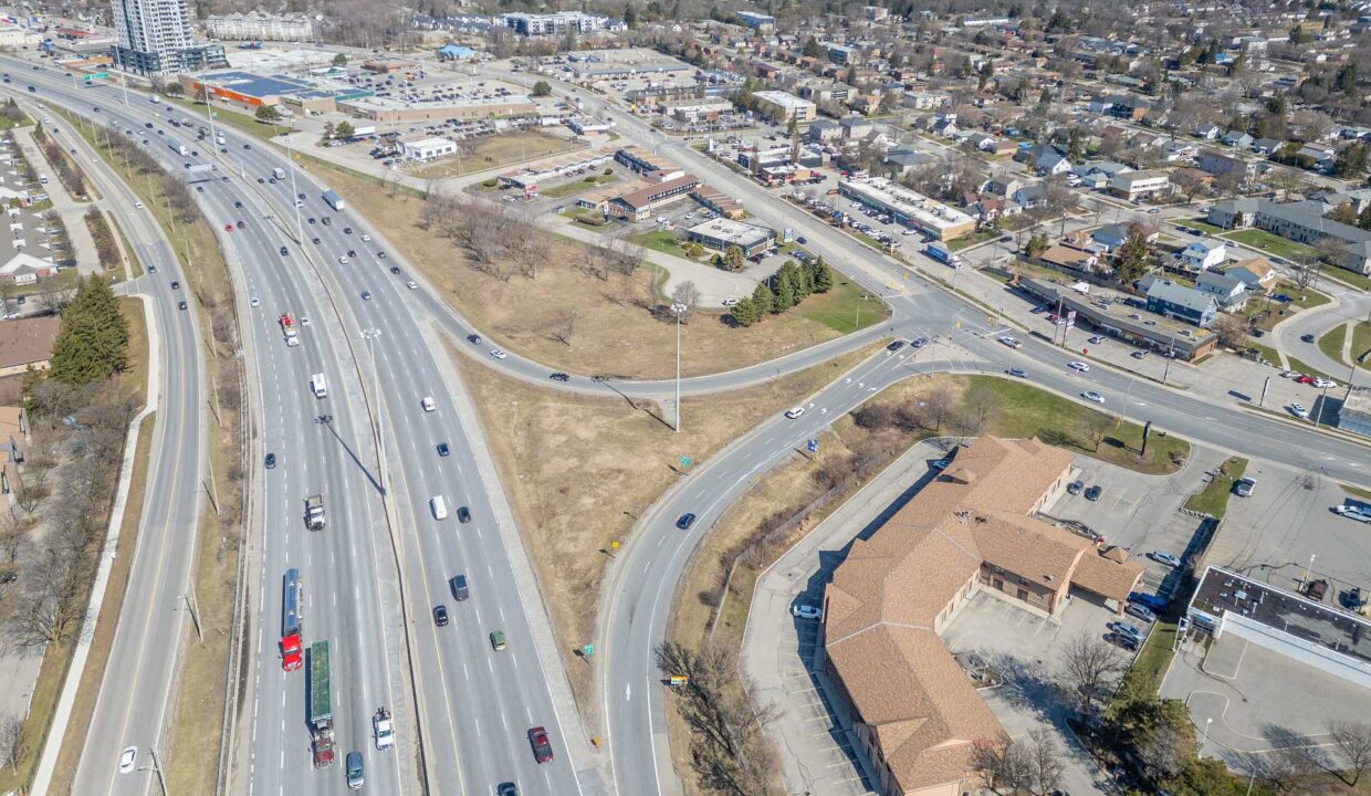 d5c464ae-797e-491f-8d6b-c74342a66082-l.jpeg