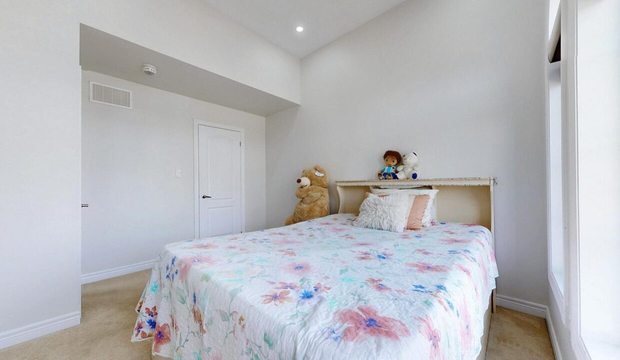 d756c0db-da6a-419f-ba23-d9786fce15a8-l.jpeg