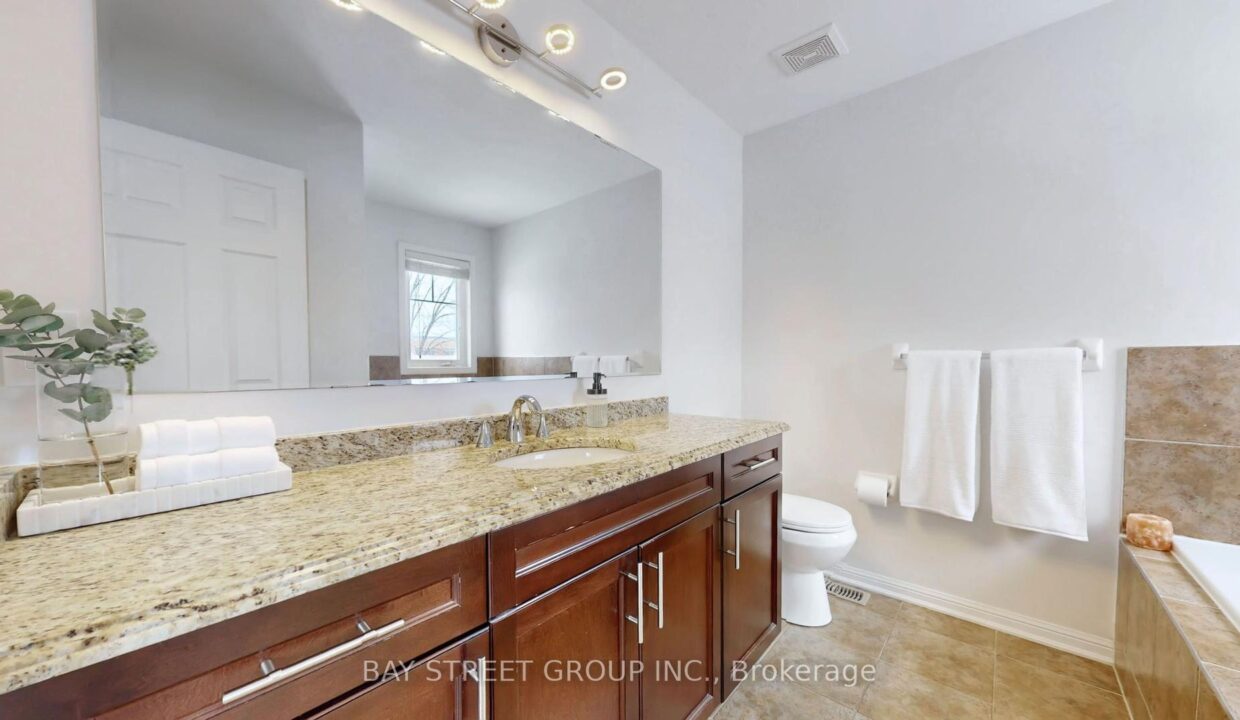 d9aae03e-7e9b-404b-9284-6f5a6393299f-l.jpeg