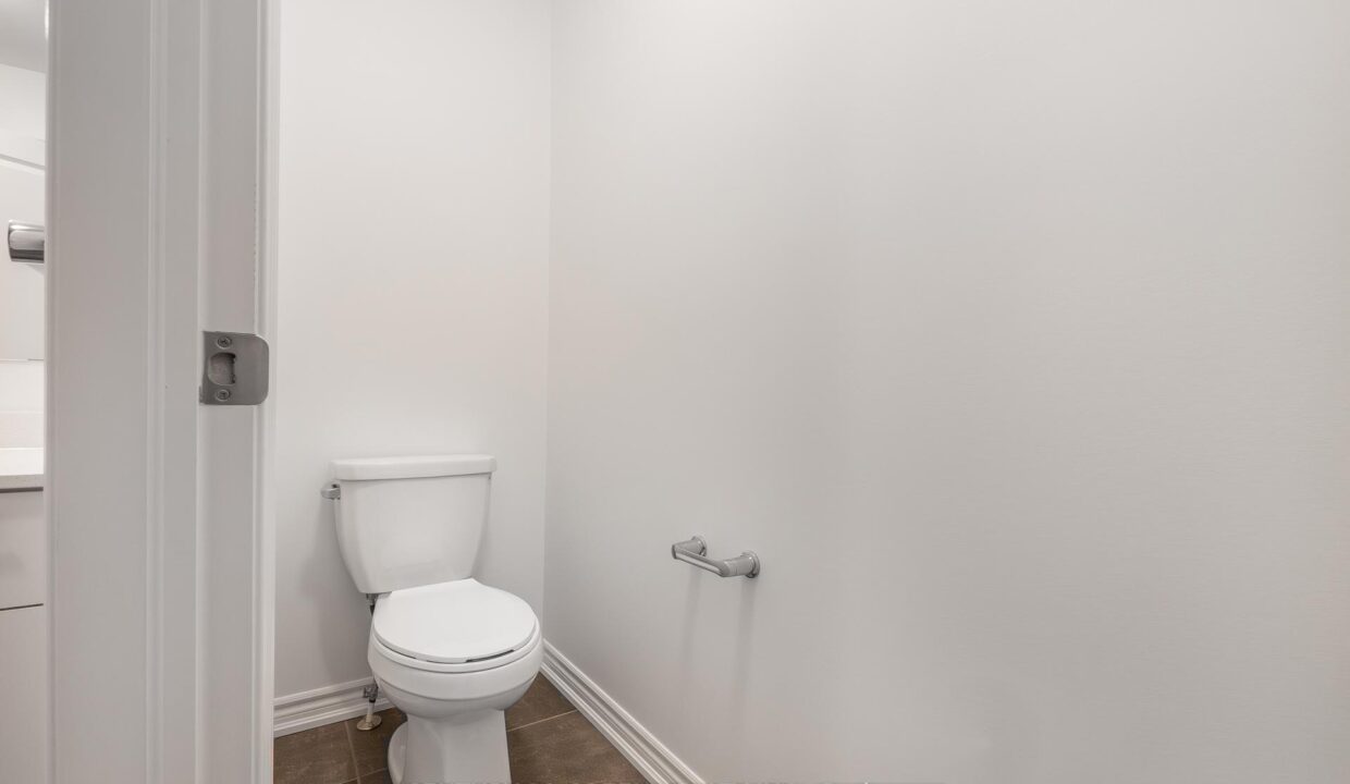 da78324e-62b3-4ff5-9da6-c8c3b39b8793-l.jpeg