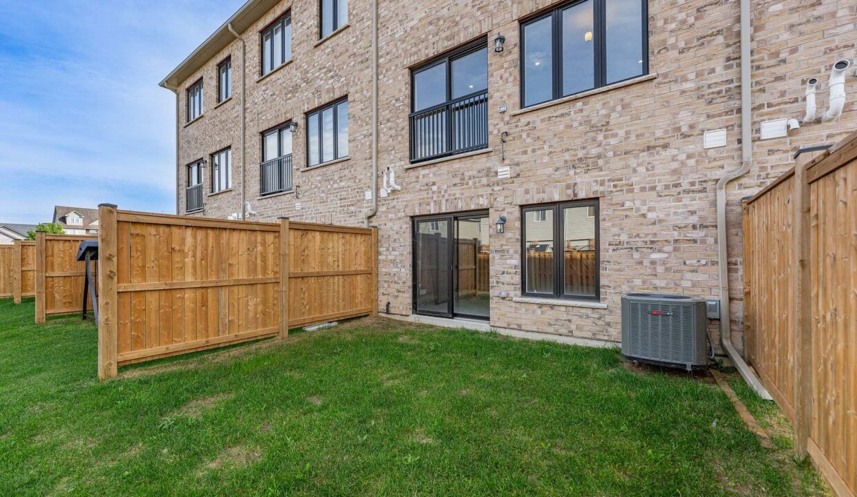 da92597d-fc59-4ea7-a87c-f8fa28278f93-l.jpeg