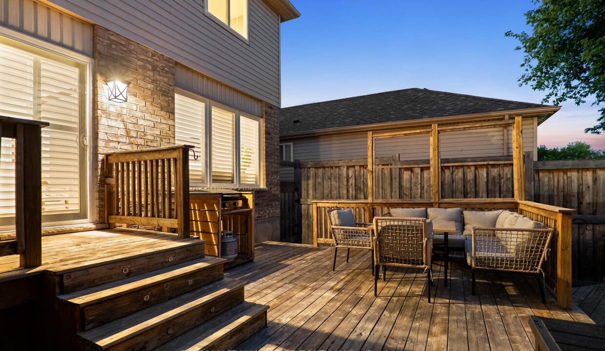 db01ff68-3c8a-44ea-bba4-ab9f2a29779f-l.jpeg
