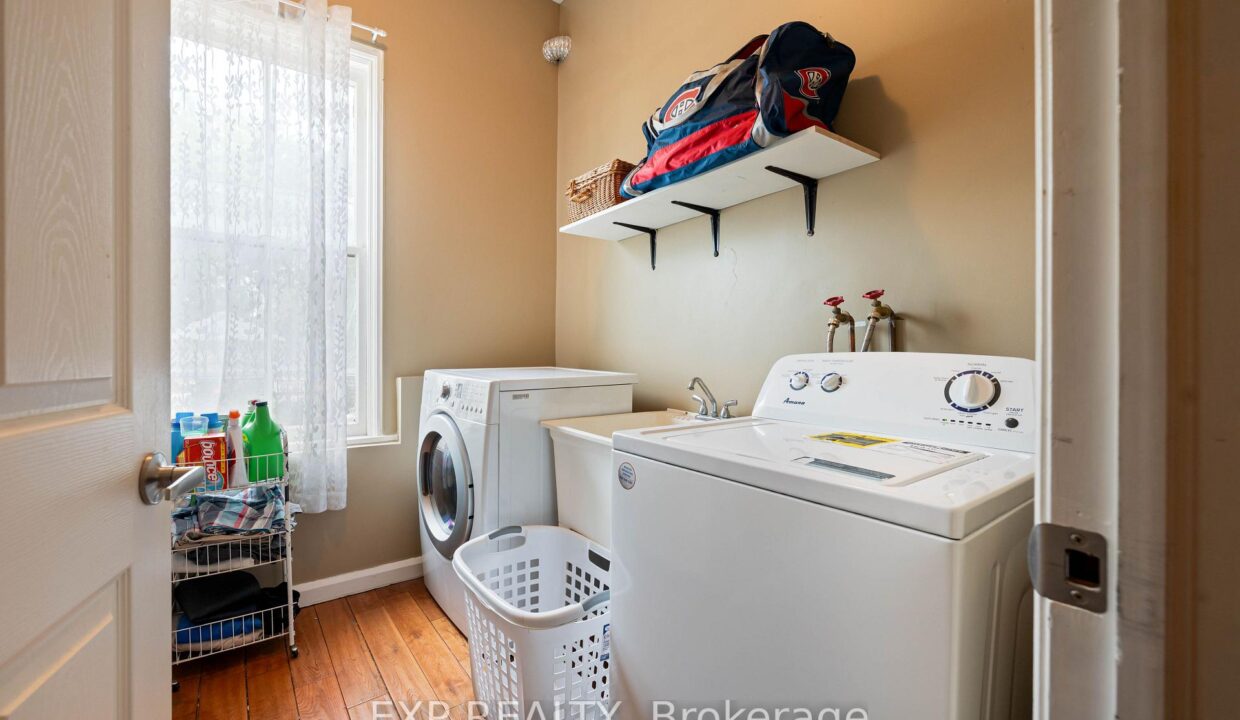 db2d44fd-c760-4307-9e5d-493bd0a157f7-l.jpeg