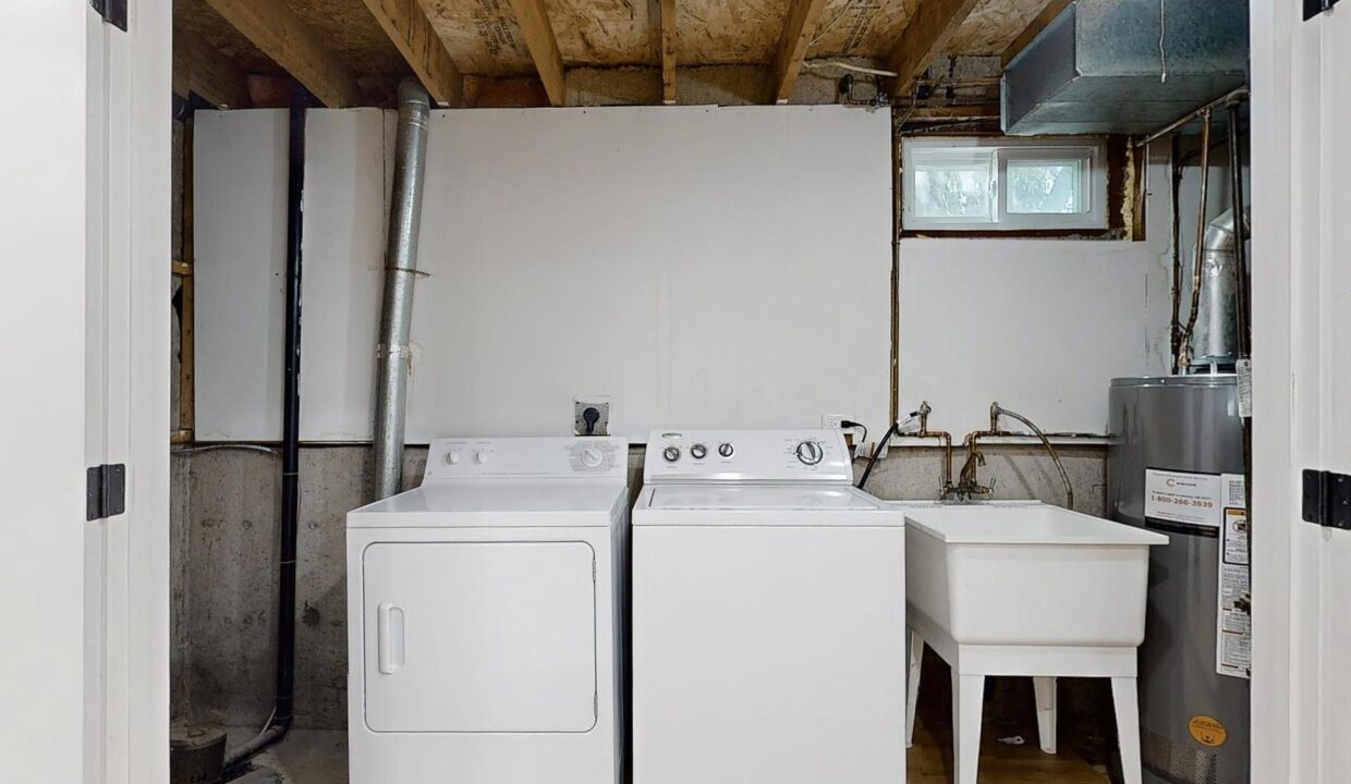 db69c9b2-15ab-4287-a1dc-a30302130c61-l.jpeg