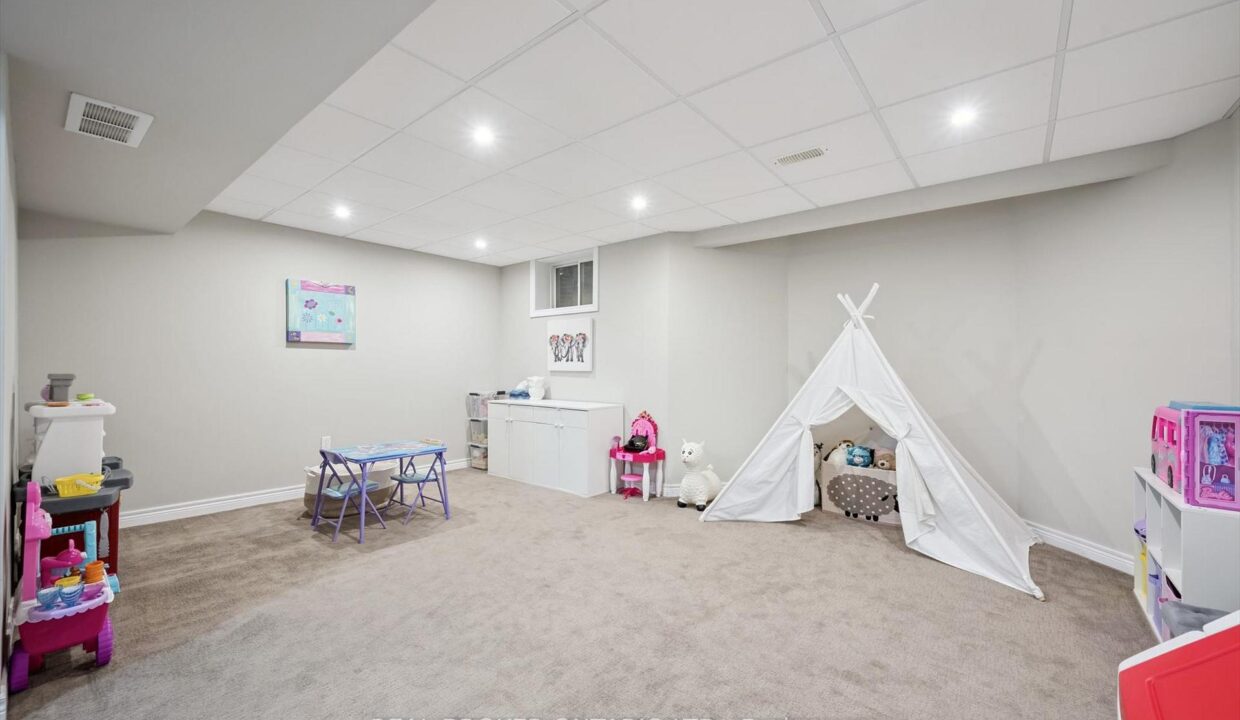 dbec134c-75b7-4837-9526-e845354c730e-l.jpeg