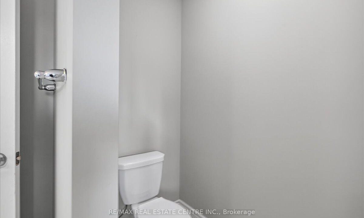 dc033fd0-1de0-49ee-a69b-c3f33952b00b-l.jpeg