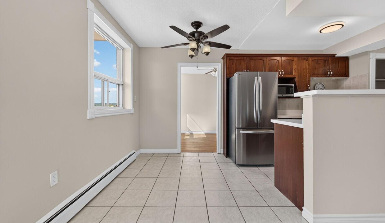 dfd333e3-0c6e-4338-acc2-405f32f0b45b-l.jpeg