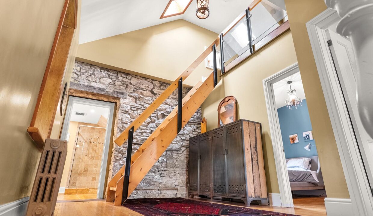 e0a0a64c-0dc8-4811-b8fa-0eceb6afcffe-l.jpeg