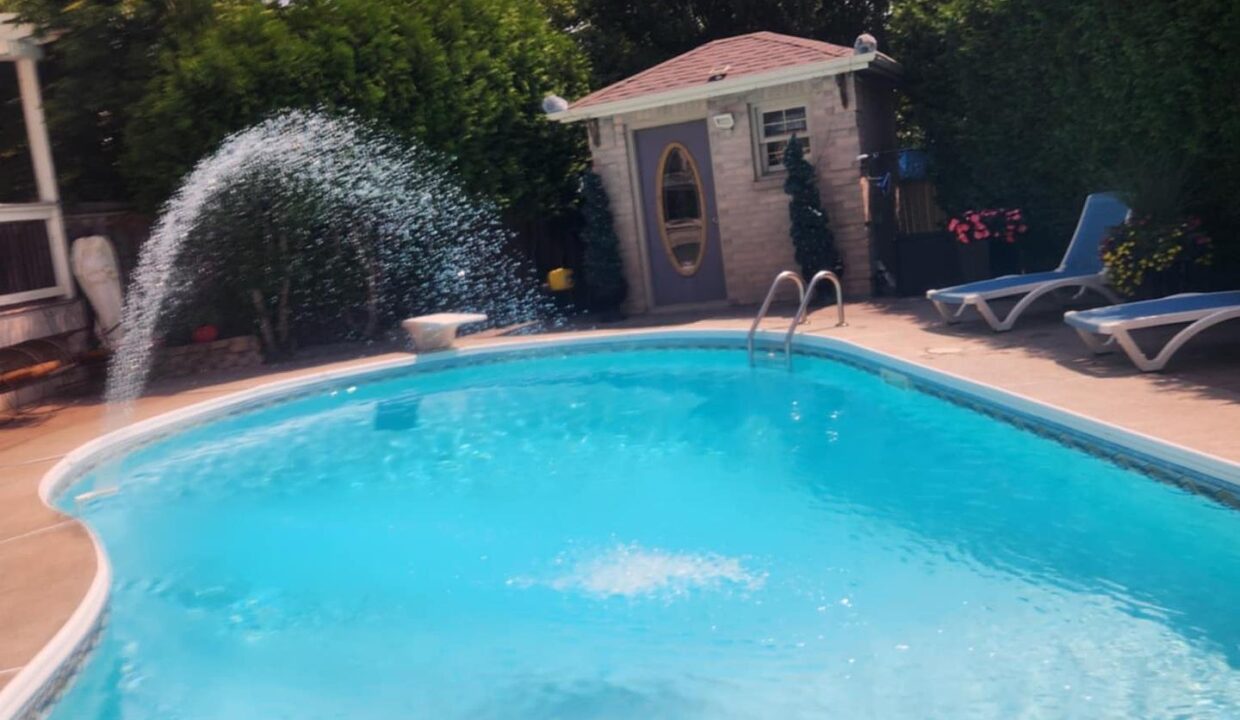 e1805386-3d39-4b24-ae8b-c6bbdddc9077-l.jpeg
