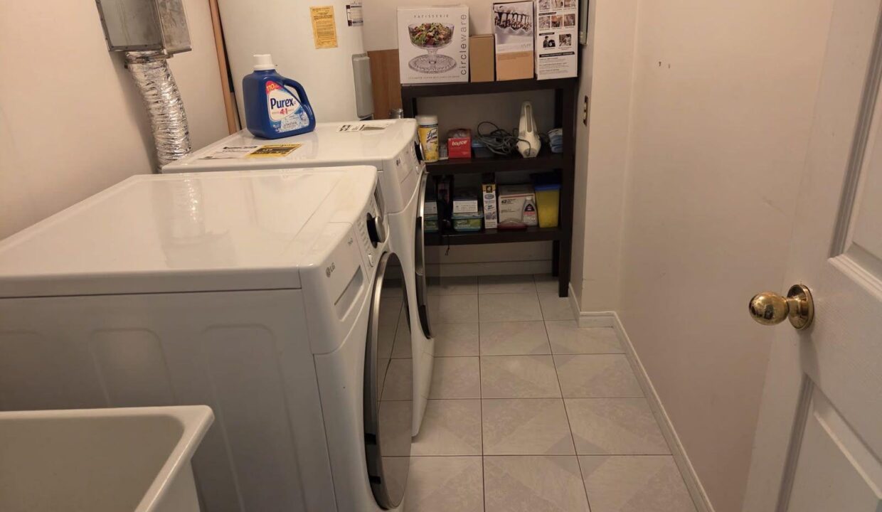 e449de1f-3d7b-4cc3-a0dd-5a543e2cd132-l.jpeg