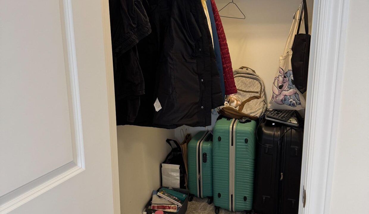 e7246870-341e-48ca-b9bf-30e678191480-l.jpeg