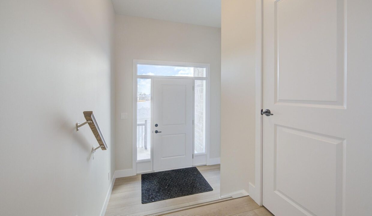 e81a4636-a337-4f4c-ab70-4e7bef6e019d-l.jpeg